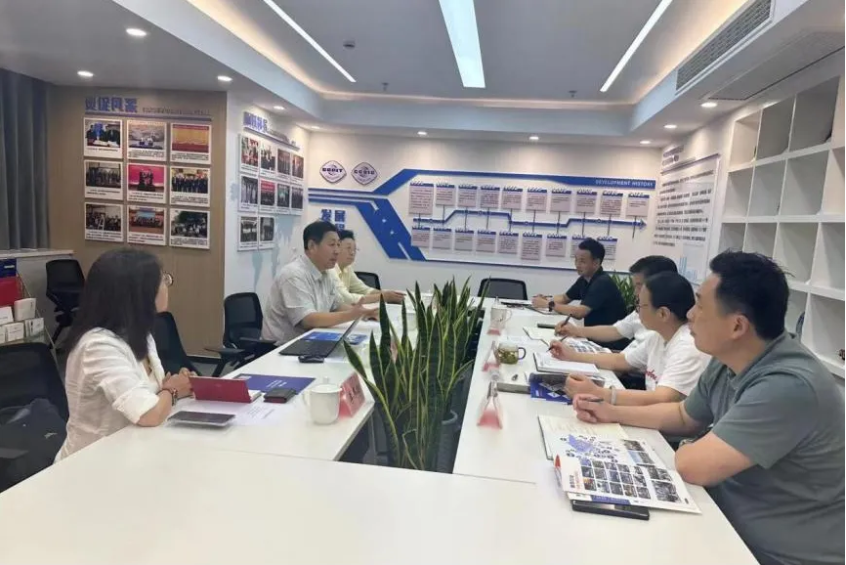 周衛(wèi)東會長一行赴浙江調(diào)研 共謀新能源及智能網(wǎng)聯(lián)汽車行業(yè)合作大機遇_北京中汽四方會展有限公司